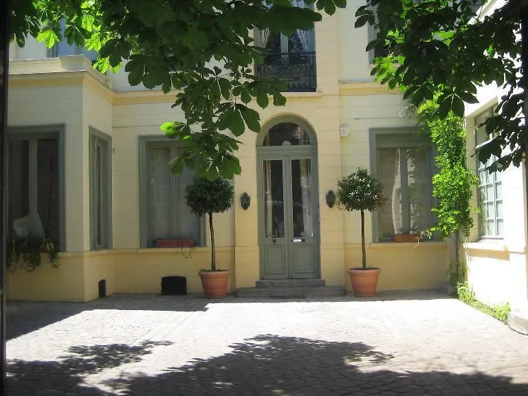 Ou Dorment Les Fees Bed and Breakfast Lille Frankrike