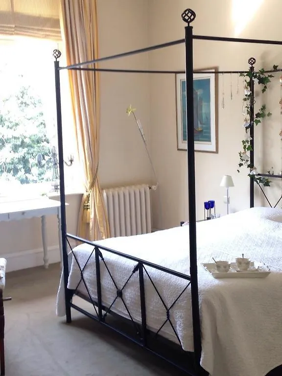 Ou Dorment Les Fees Bed and Breakfast Lille Frankrike